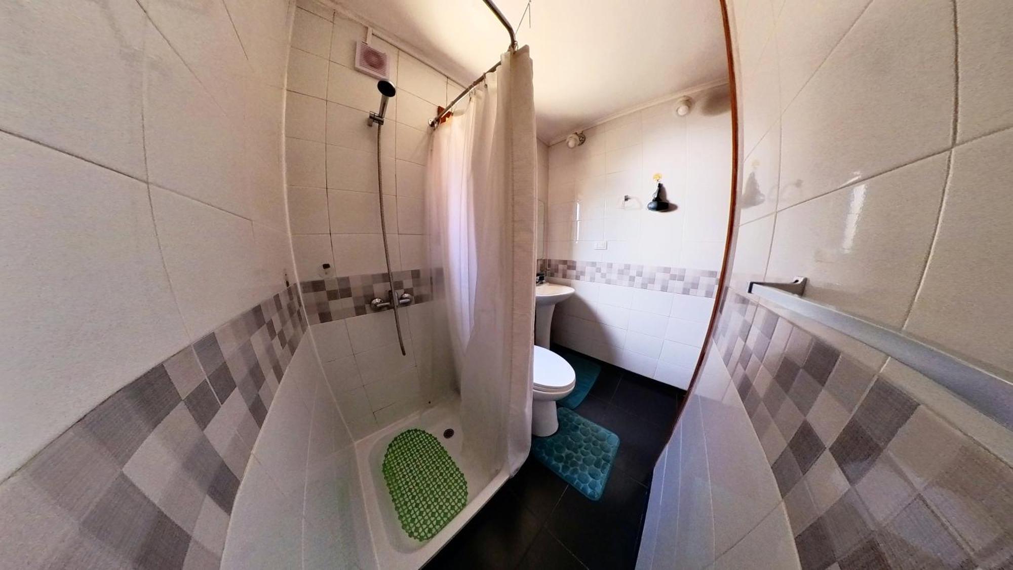 Habitacion Con Bano Privado En Casa Central Villarrica